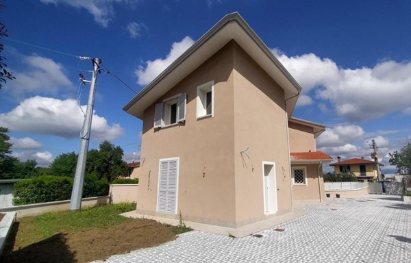 casa indipendente in vendita a Santa Maria a Monte in zona Cerretti