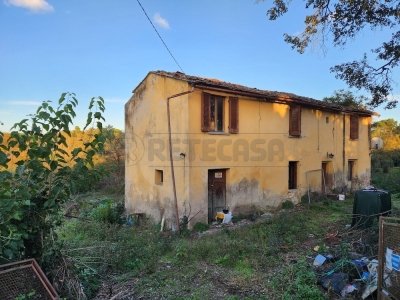 casa indipendente in vendita a Santa Maria a Monte