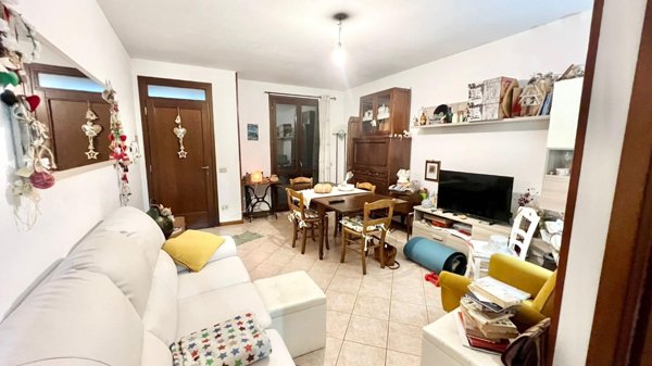 appartamento in vendita a Santa Maria a Monte in zona Montecalvoli