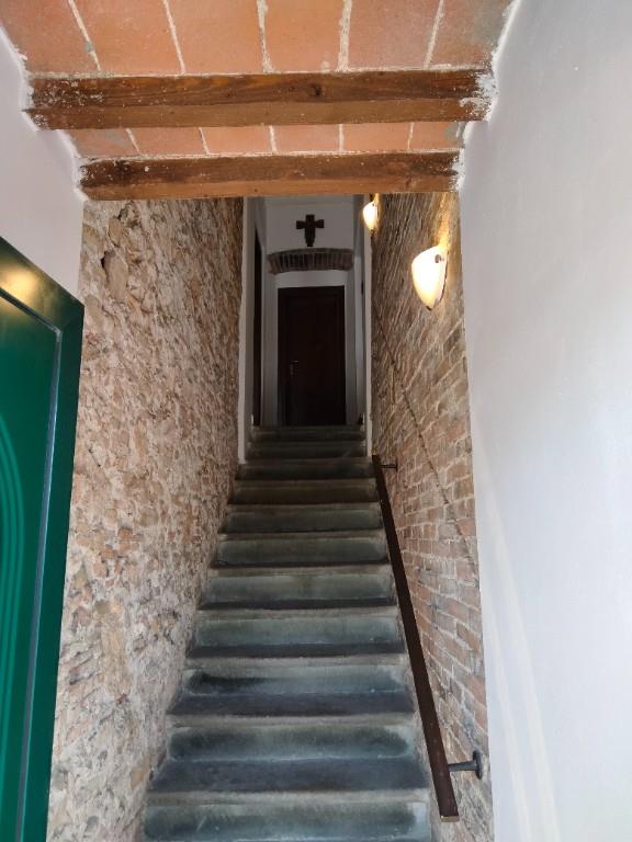 casa indipendente in vendita a Santa Maria a Monte in zona Montecalvoli