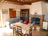 casa indipendente in vendita a Santa Maria a Monte