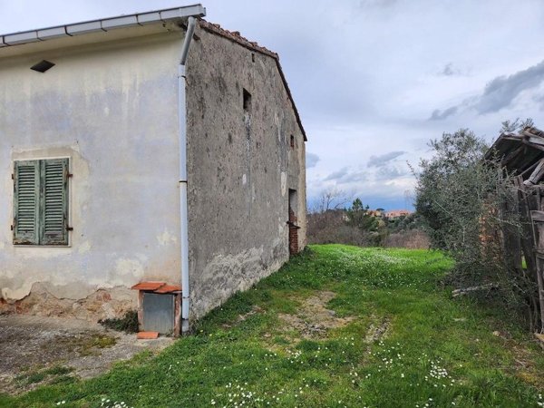 casa indipendente in vendita a Santa Maria a Monte