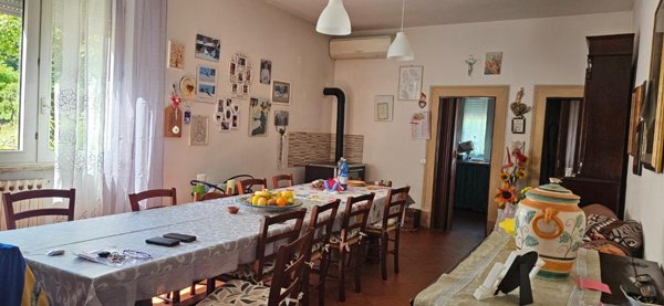casa indipendente in vendita a Santa Maria a Monte in zona Montecalvoli