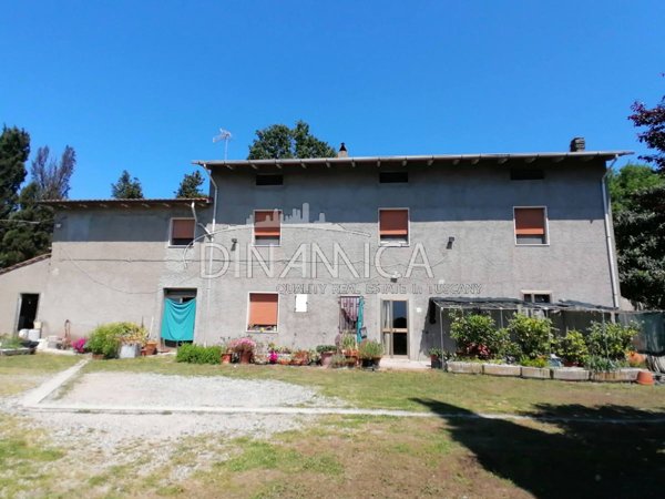 casa indipendente in vendita a Santa Maria a Monte in zona Cerretti
