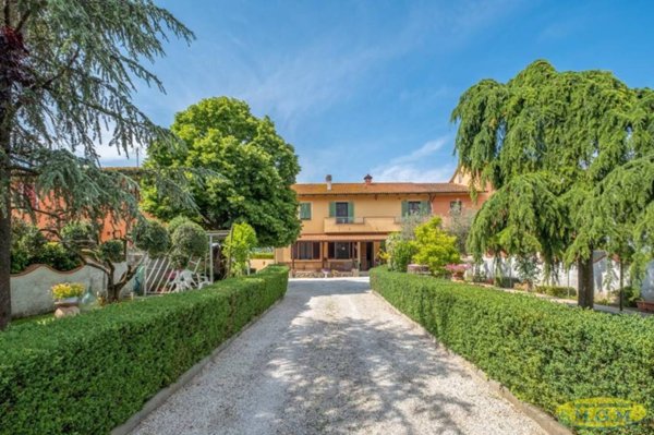 casa indipendente in vendita a Santa Maria a Monte in zona San Donato