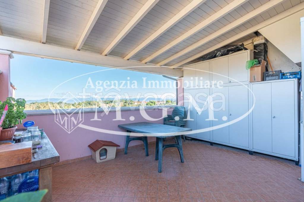 appartamento in vendita a Santa Maria a Monte in zona Pregiuntino