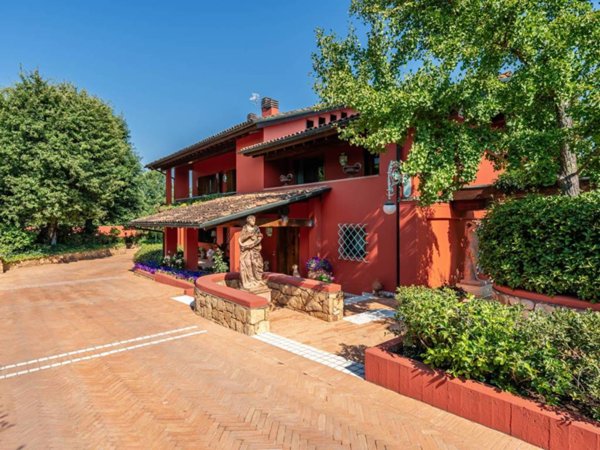 casa indipendente in vendita a Santa Maria a Monte