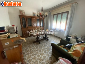 casa indipendente in vendita a Santa Maria a Monte