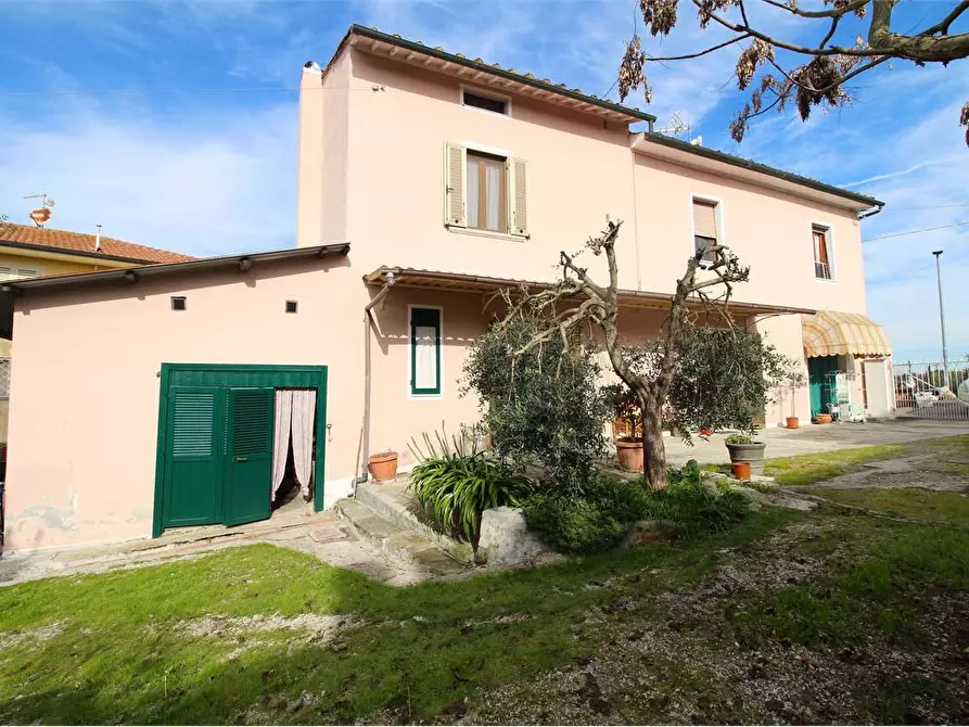 casa indipendente in vendita a Santa Maria a Monte