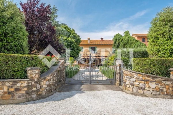 casa indipendente in vendita a Santa Maria a Monte in zona San Donato