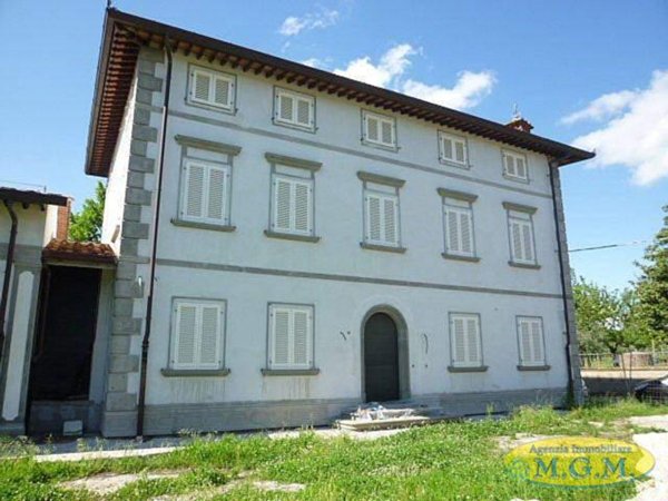 casa indipendente in vendita a Santa Maria a Monte