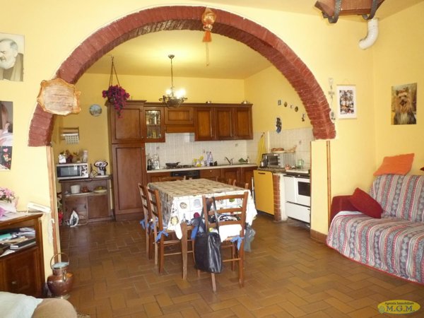 casa indipendente in vendita a Santa Maria a Monte