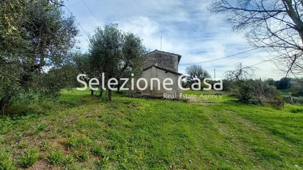 casa indipendente in vendita a Santa Maria a Monte