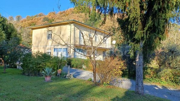 casa indipendente in vendita a Santa Maria a Monte