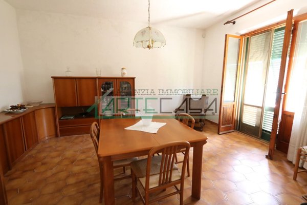 casa indipendente in vendita a Santa Maria a Monte