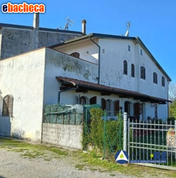 appartamento in vendita a Santa Maria a Monte in zona San Donato