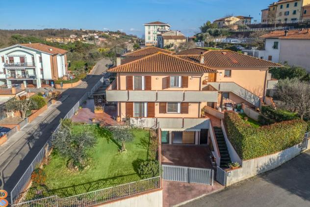 casa indipendente in vendita a Santa Maria a Monte in zona Montecalvoli