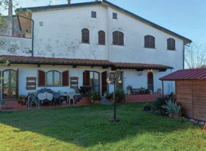 appartamento in vendita a Santa Maria a Monte