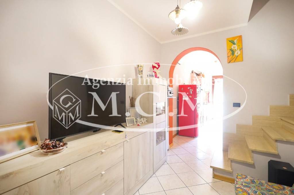 appartamento in vendita a Santa Maria a Monte in zona Montecalvoli