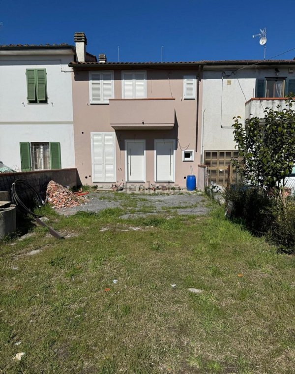 appartamento in vendita a Santa Maria a Monte