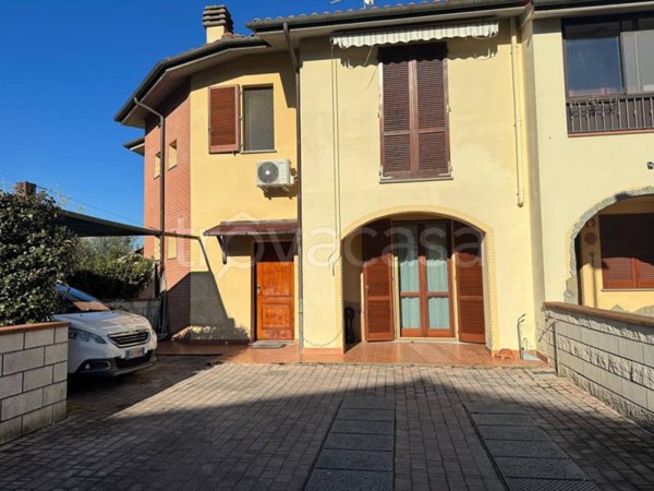 casa indipendente in vendita a Santa Maria a Monte