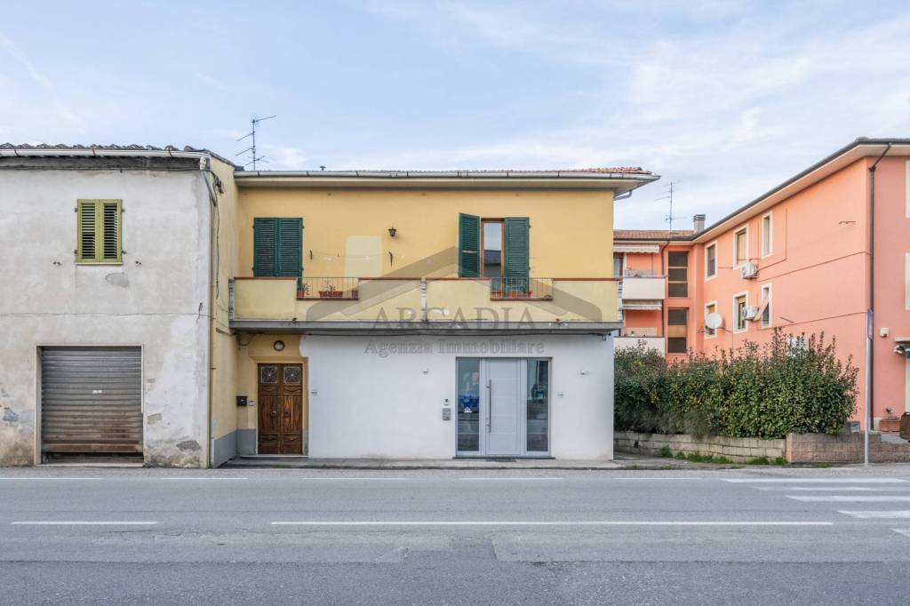 appartamento in vendita a Santa Maria a Monte
