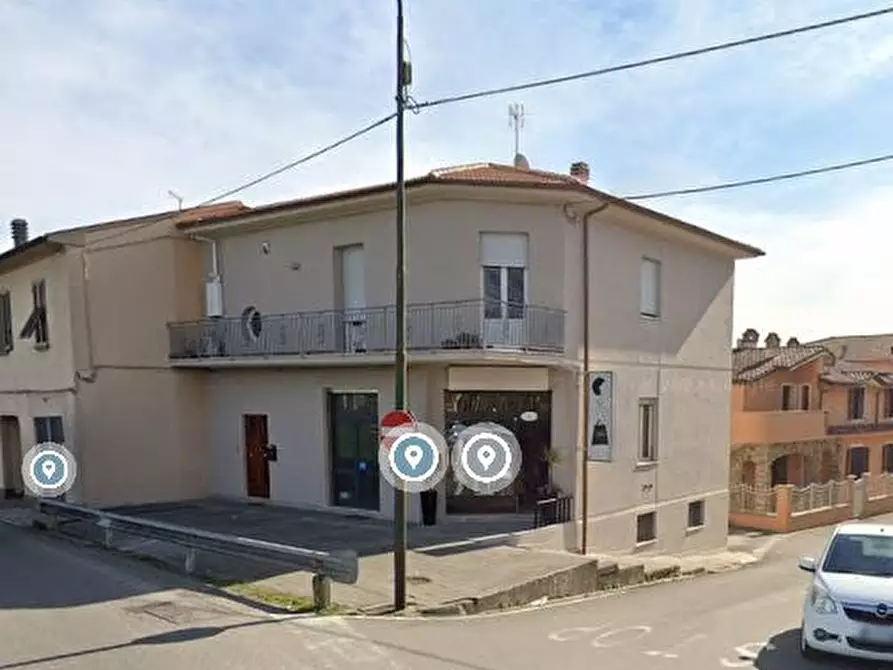 locale commerciale in vendita a Santa Maria a Monte