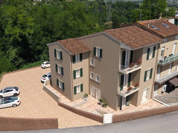 appartamento in vendita a Santa Maria a Monte