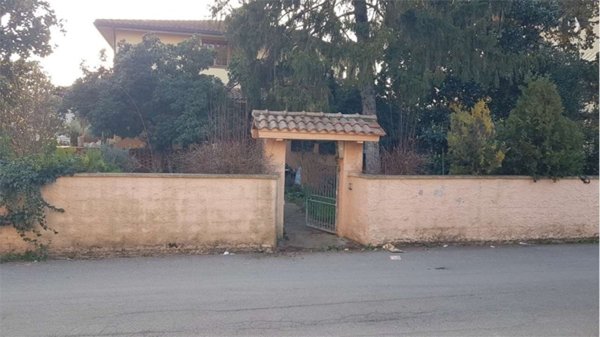 casa indipendente in vendita a Santa Maria a Monte