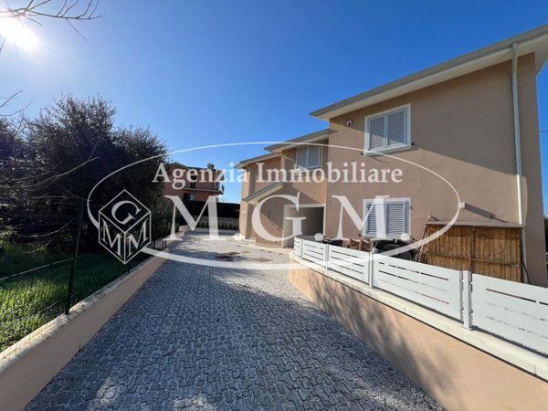 casa indipendente in vendita a Santa Maria a Monte in zona Cerretti