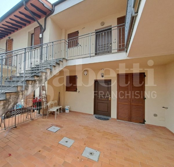 appartamento in vendita a Santa Maria a Monte
