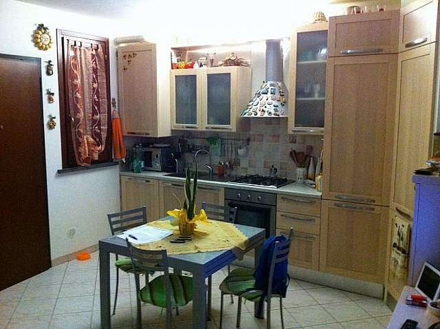 appartamento in vendita a Santa Maria a Monte in zona Cinque Case
