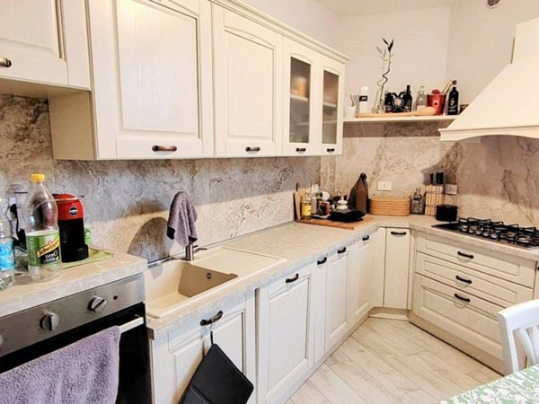 casa indipendente in vendita a Santa Maria a Monte in zona Montecalvoli