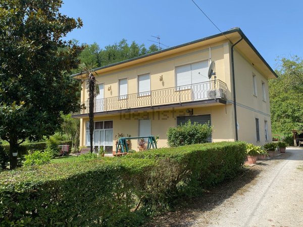 casa indipendente in vendita a Santa Maria a Monte