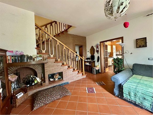 casa semindipendente in vendita a Santa Maria a Monte
