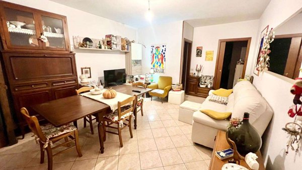 appartamento in vendita a Santa Maria a Monte in zona Montecalvoli