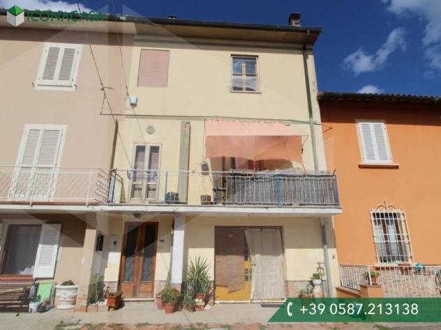casa indipendente in vendita a Santa Maria a Monte