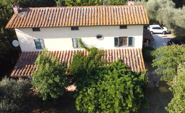 casa indipendente in vendita a Santa Maria a Monte
