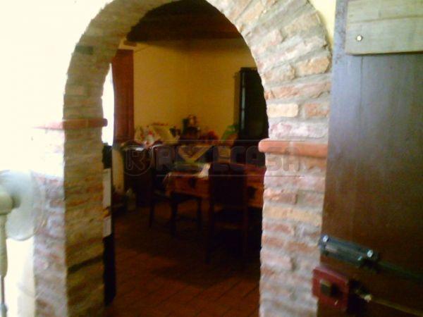 casa indipendente in vendita a Santa Maria a Monte in zona Montecalvoli