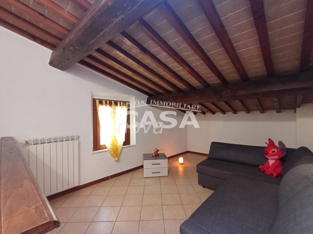 casa indipendente in vendita a Santa Maria a Monte