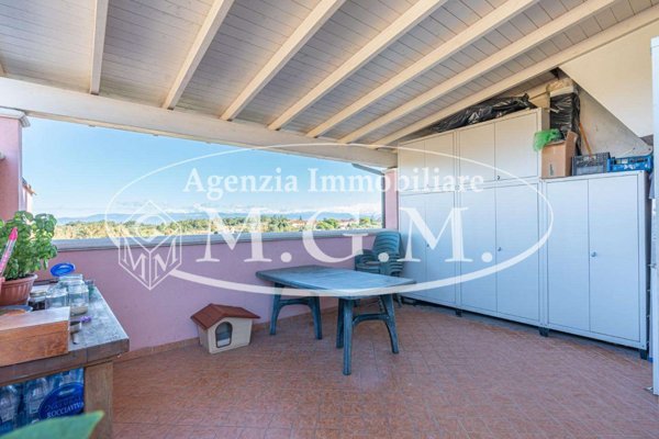 appartamento in vendita a Santa Maria a Monte in zona Pregiuntino