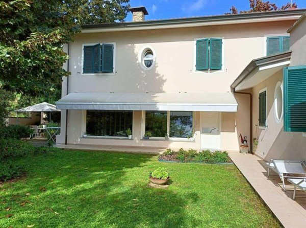casa indipendente in vendita a Santa Maria a Monte in zona Pregiuntino