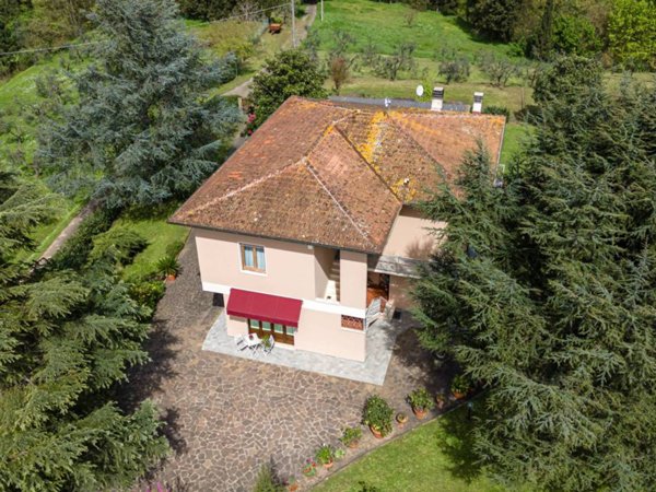 casa indipendente in vendita a Santa Maria a Monte