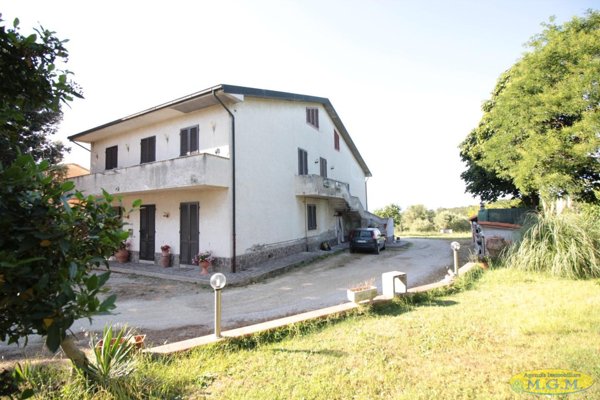 casa indipendente in vendita a Santa Maria a Monte