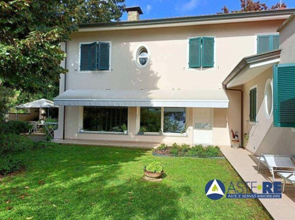 appartamento in vendita a Santa Maria a Monte in zona Pregiuntino