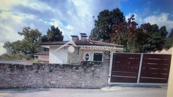 casa indipendente in vendita a Santa Maria a Monte in zona Pregiuntino