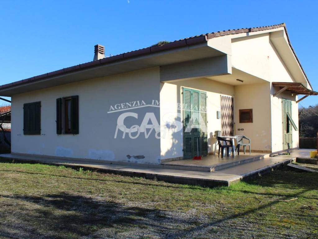 casa indipendente in vendita a Santa Maria a Monte