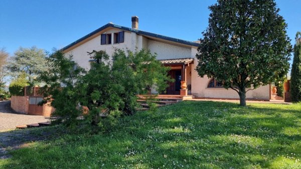 casa indipendente in vendita a Santa Maria a Monte in zona Cerretti