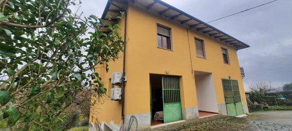 casa indipendente in vendita a Santa Maria a Monte
