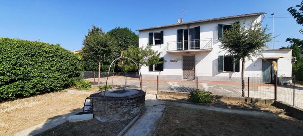 casa indipendente in vendita a Santa Maria a Monte